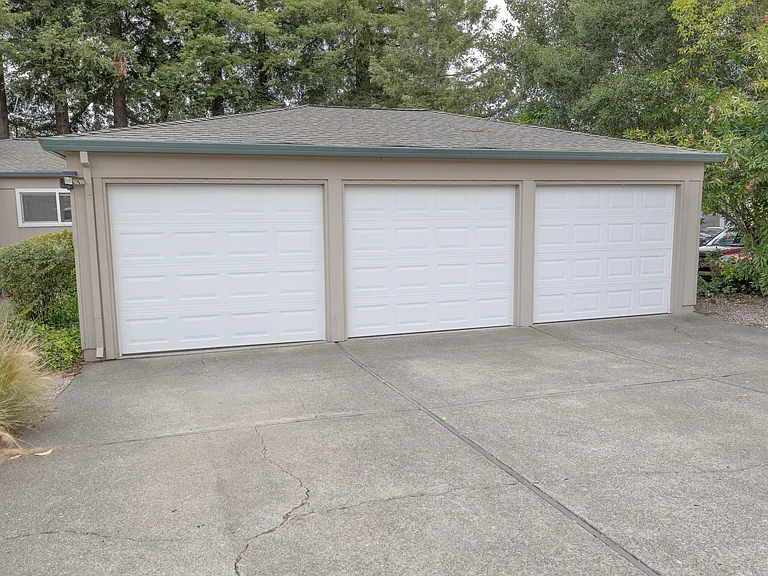 2203 Mesquite Dr — Photo 14