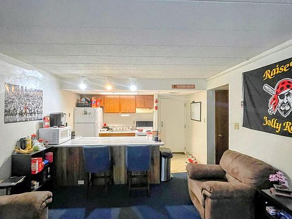 4th image of 616 E College Ave APT 107