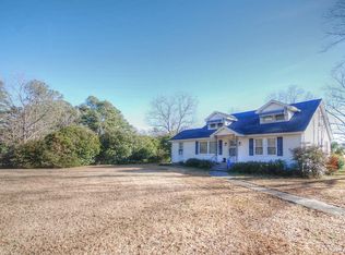 149 Mill St, Harleyville, SC 29448