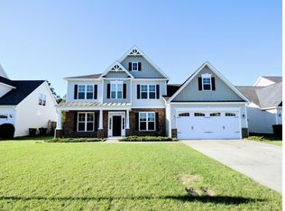 3561 Castlefield Ln, Fayetteville, NC 28306