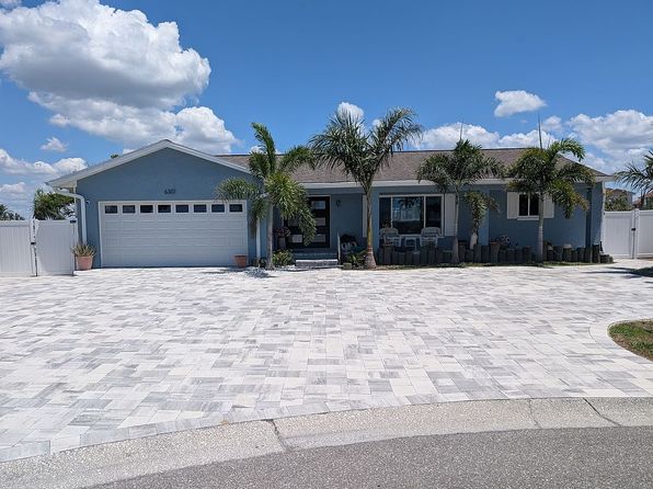 6301 Cottonwood Ln