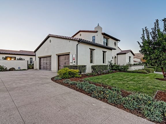 2nd image of 16972 Crescent Creek Dr