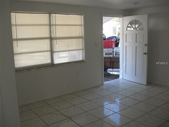 3rd image of 8420 Sunnydale Dr
