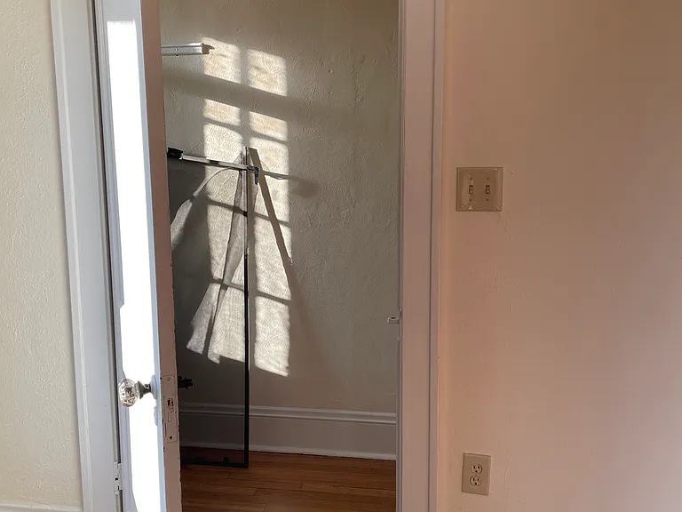 2193 Grandview Ave #3 — Photo 6