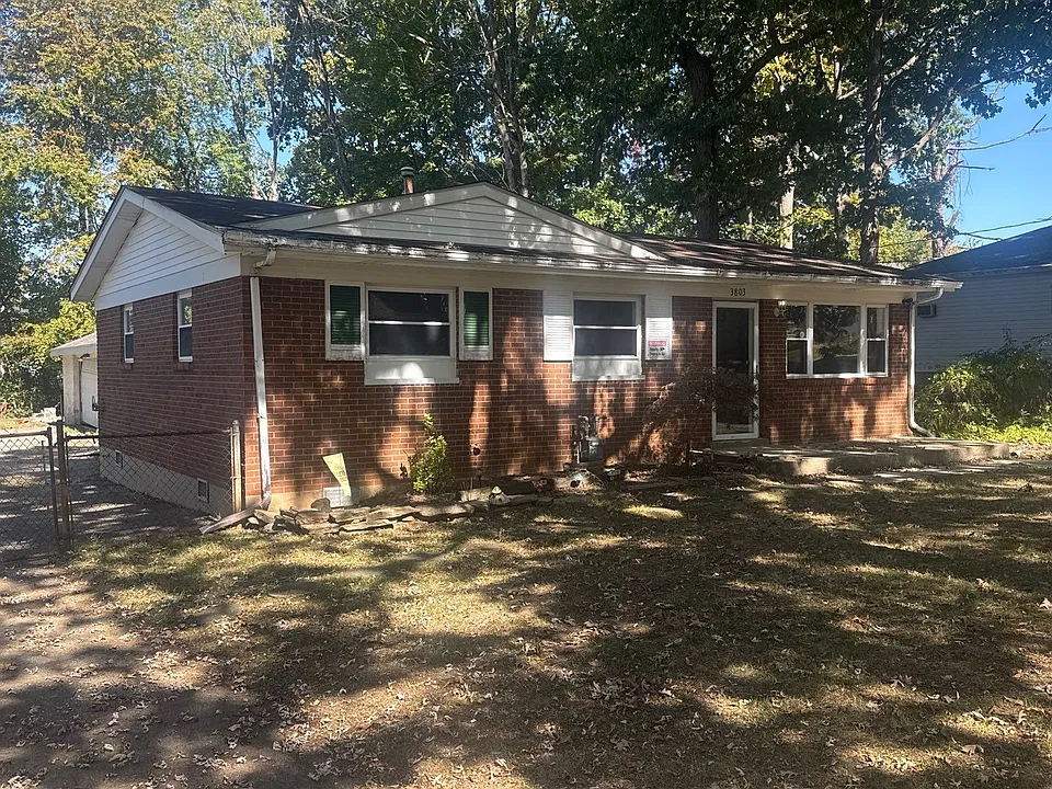 3803 Susan Ln
