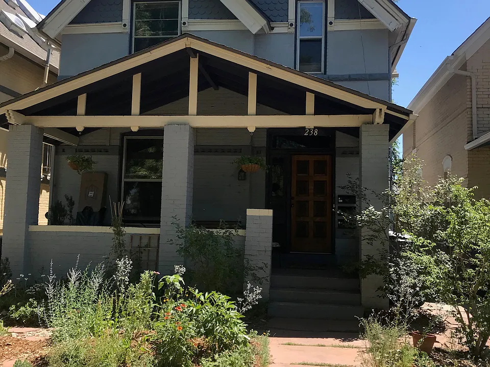 238 W 2nd Ave #2