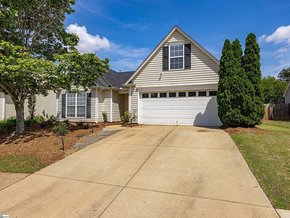 1st image of 213 Grimes Dr