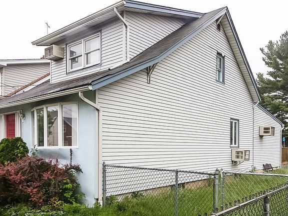 3rd image of 146-150 Florida Ave