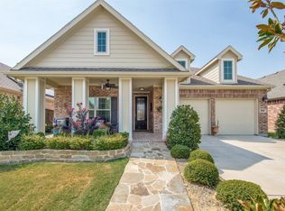 808 Louisville Rd, Aubrey, TX 76227