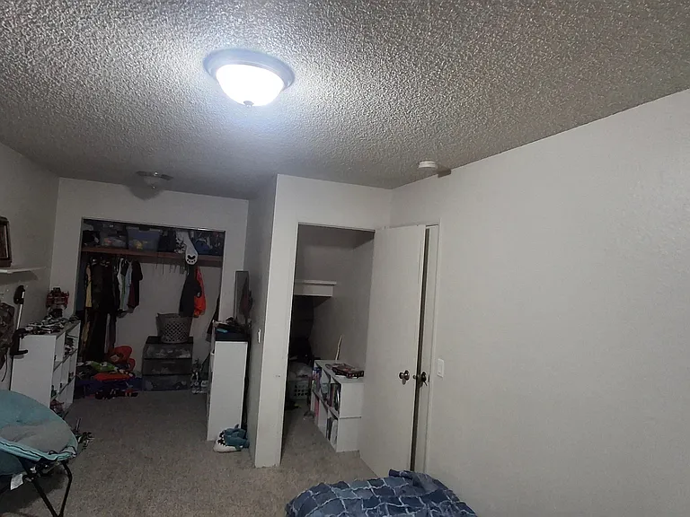 903 W 40th Ave #1 — Photo 15