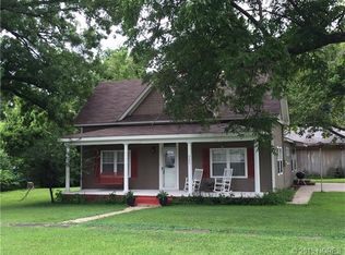 327 W Ross St, Tahlequah, OK 74464