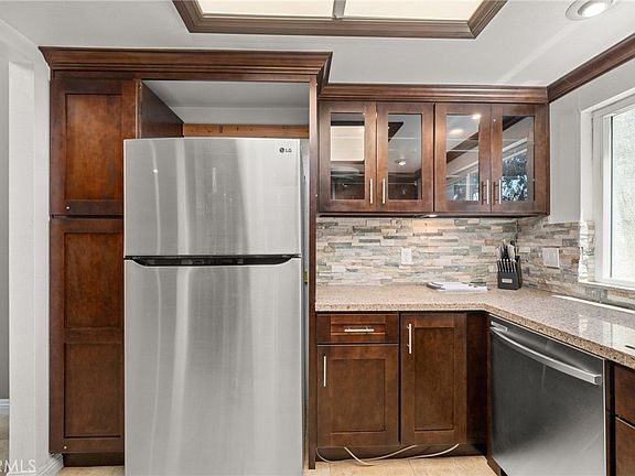 3rd image of 1710 Mountain Terrace Ln