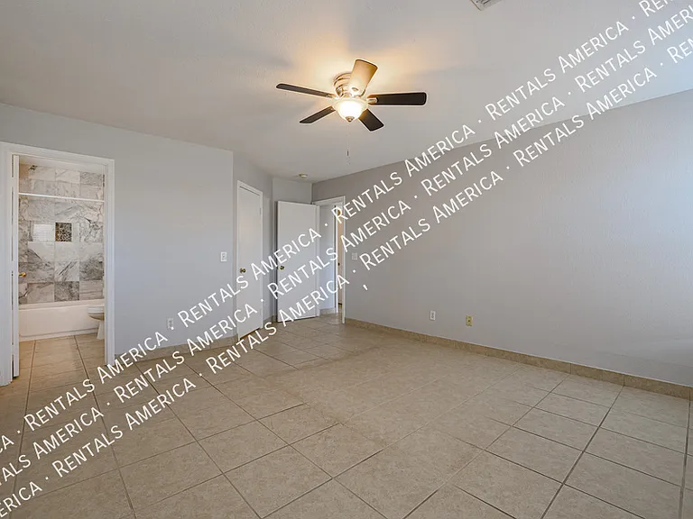 1324 S Mosley Ct — Photo 18