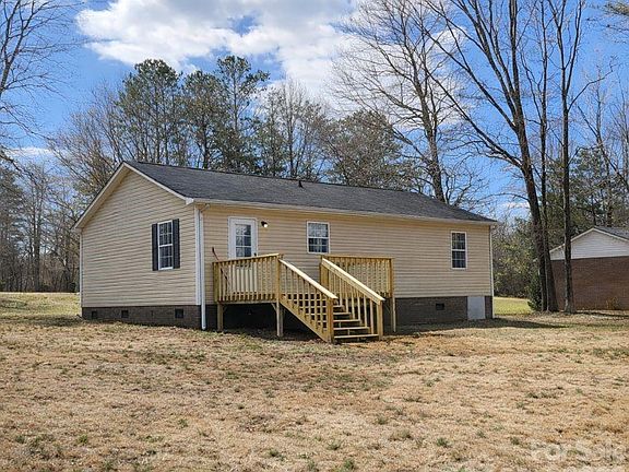 2nd image of 115 Ridge Ave