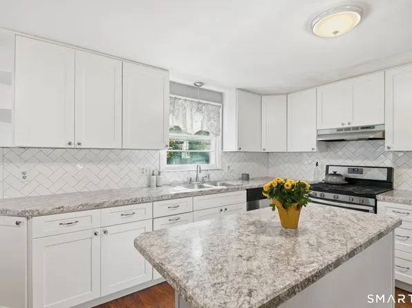 17 Douglas Drive, Enfield, CT 06082