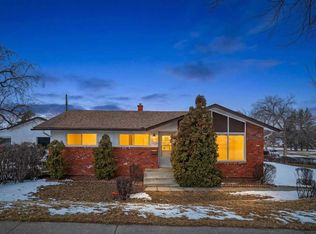 47 E Foster Rd SE, Calgary, AB T2H0V9