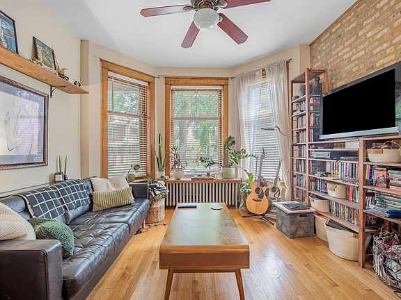 2nd image of 2520 N Saint Louis Ave #1