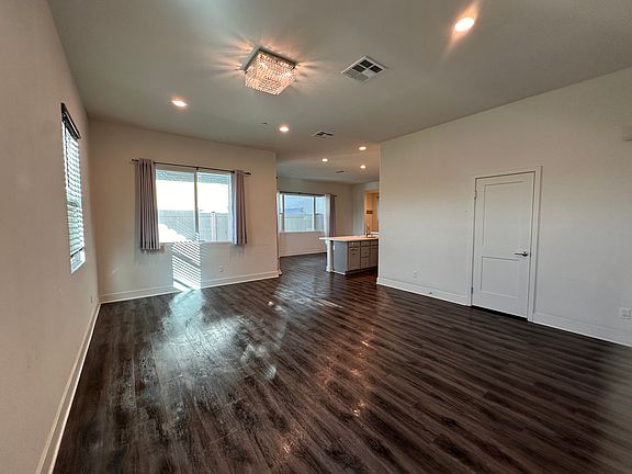 4th image of 15852 Ellington Way