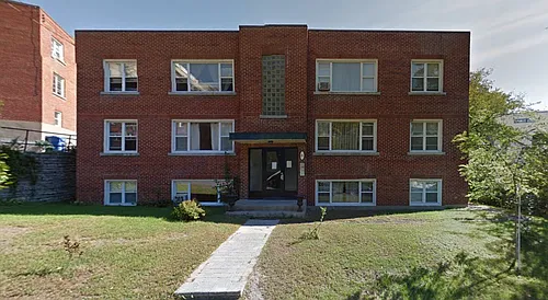 21 Chapleau Ave #6 Photo 1