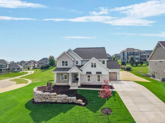 920 Carnoustie Way, Oregon, WI 53575