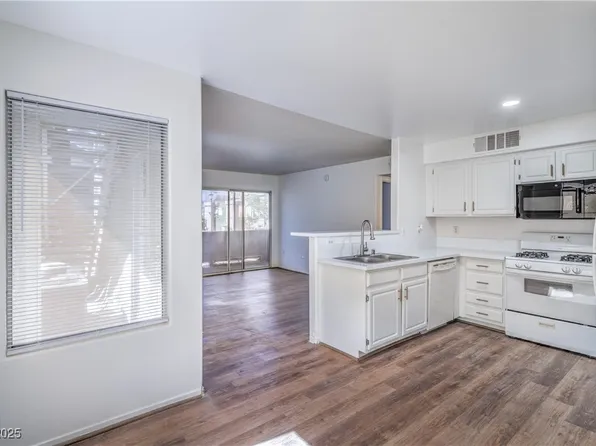 5710 E Tropicana Ave Unit 1017, Las Vegas, NV 89122