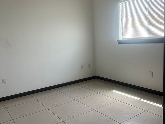 5th image of 4217 Colbath Ave #350B