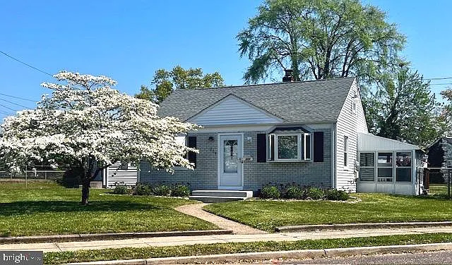 204 Samdin Blvd photo 1