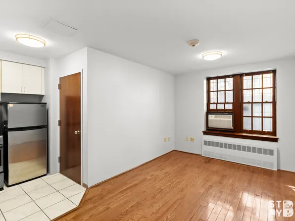 8 Clark Street 1F image 1 of 11