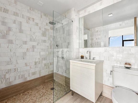 5th image of 554 4th Ave #10A