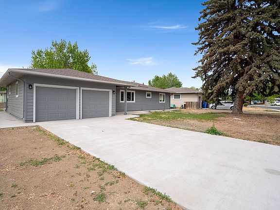 3rd image of 2602 Cedar Dr