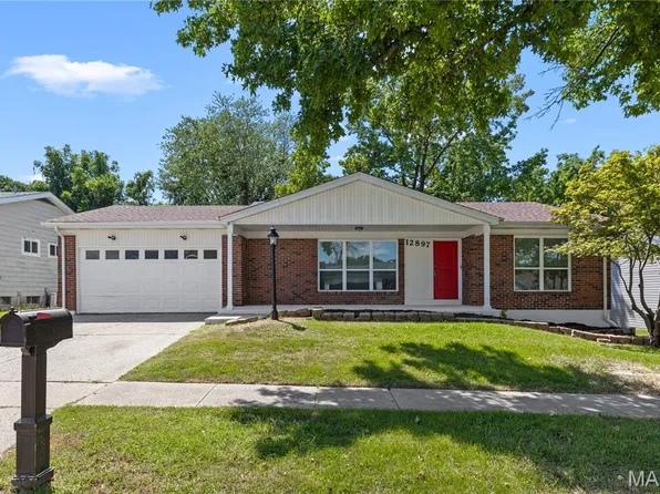 12897 Fox Haven Dr, Florissant, MO 63033