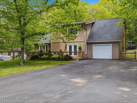 3rd image of 74 Byron Ln