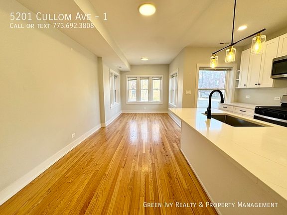 2nd image of 5201 W Cullom Ave APT 1