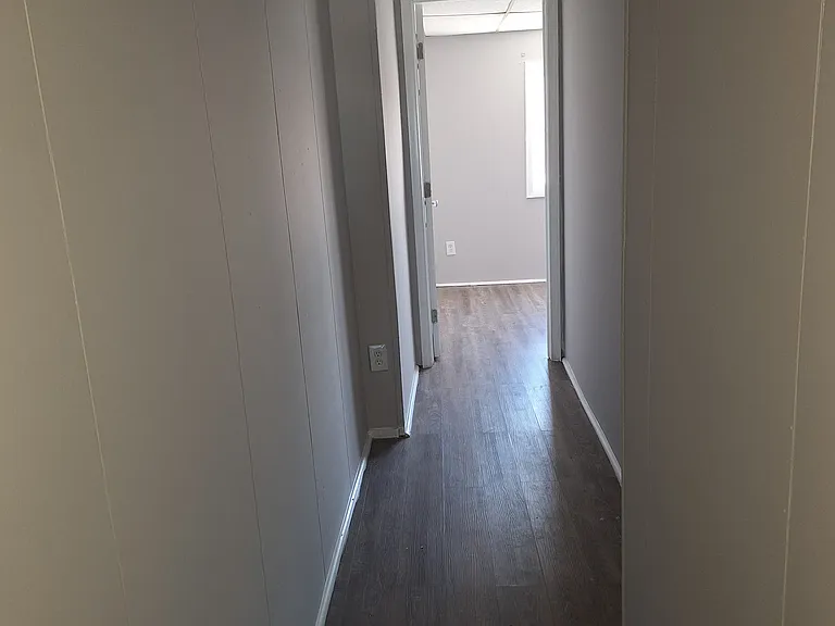 3931 Mount Pleasant Ave — Photo 3