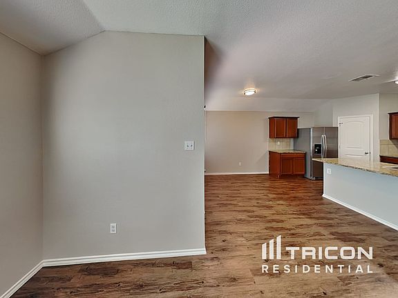 3rd image of 3213 Emory Oak Way