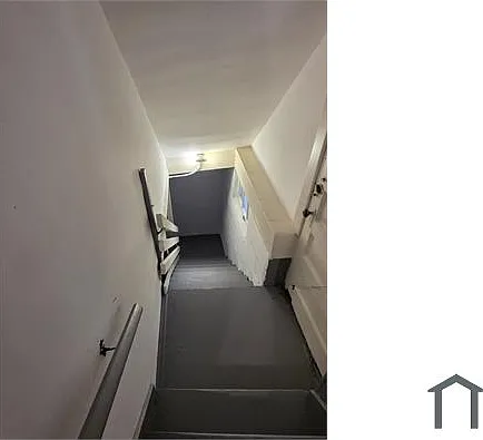 967 Saint Anthony Ave — Photo 16