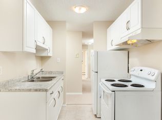 9635 156th St NW, Edmonton, AB T5P 2N8