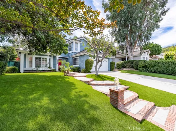 24004 Arminta St, West Hills, CA 91304