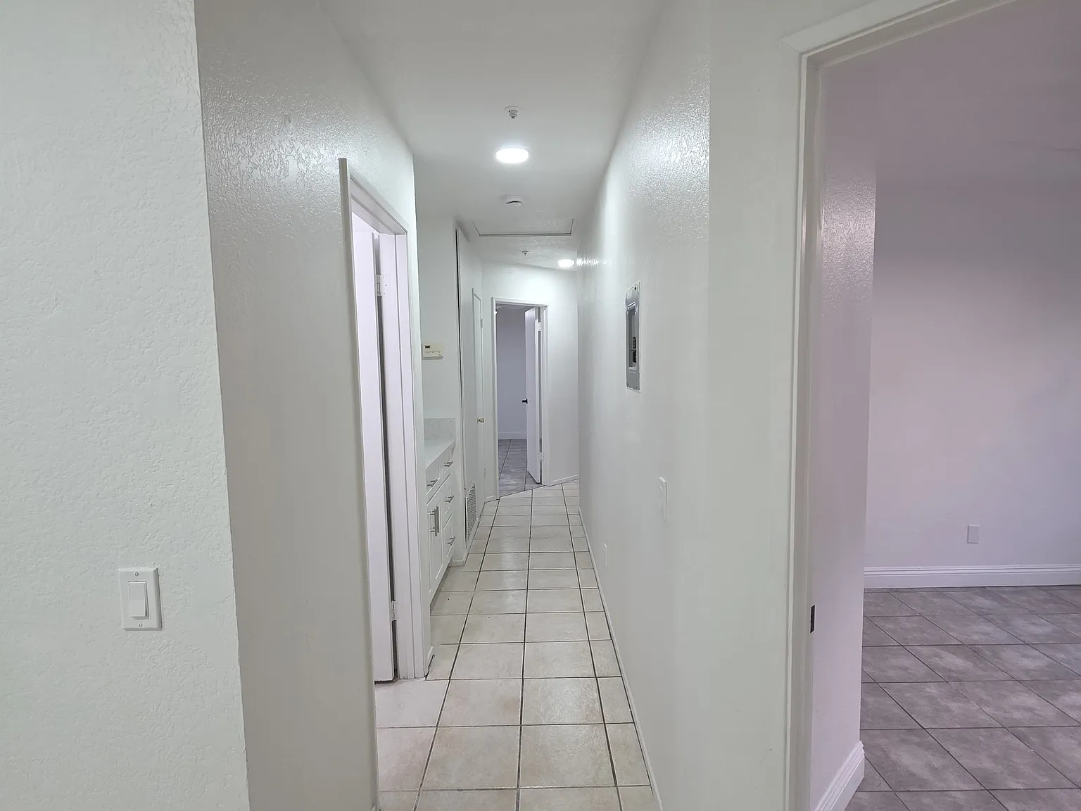4 bed, 1322 sqft, $2,900 — Photo 4