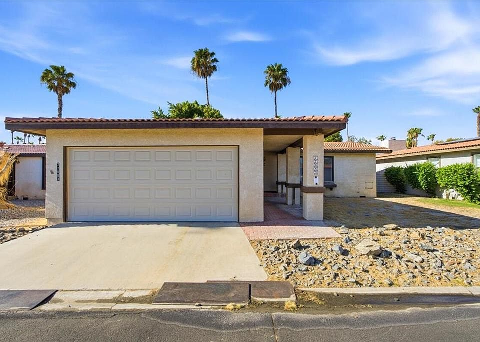 1st image of 77883 Chandler Way