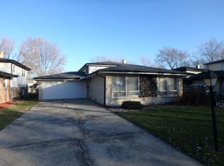 15221 Dante Ave, Dolton, IL