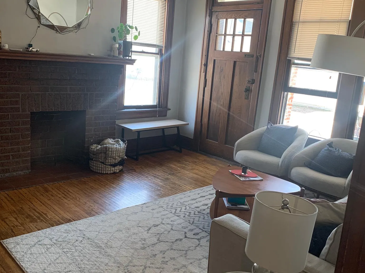 434 Vermont Pl — Photo 2
