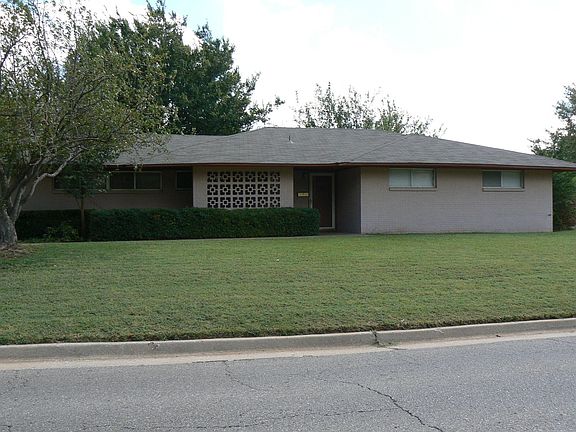 2nd image of 8700 N Military Ave