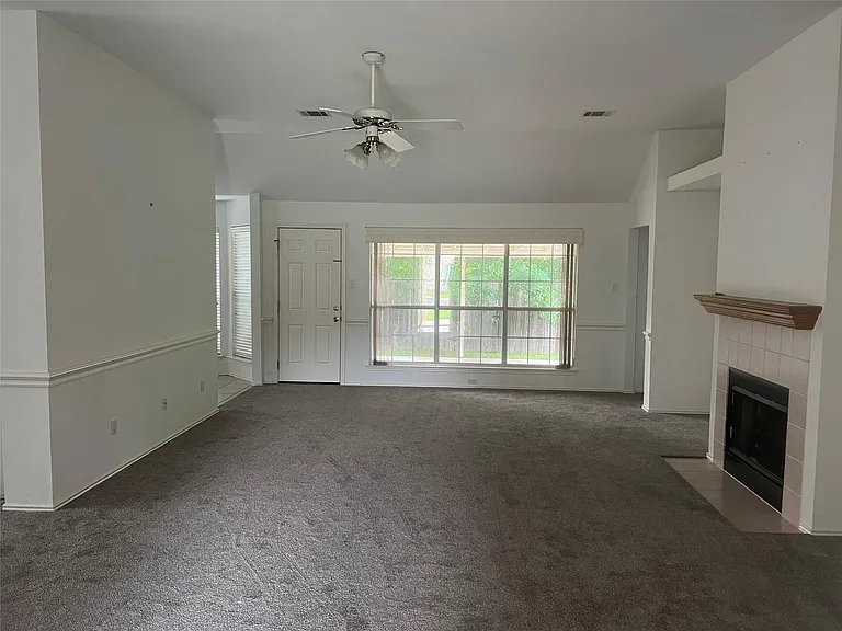 209 Bryce Canyon Dr — Photo 4