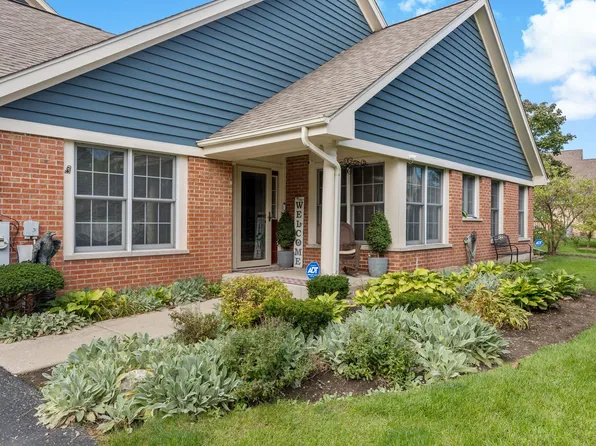 3 Wysteria Dr, Olympia Fields, IL 60461