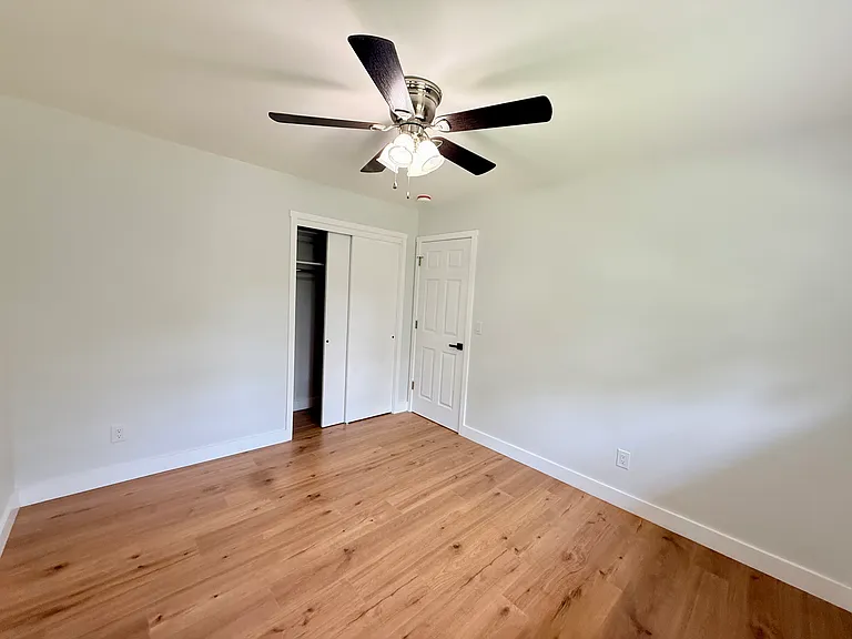 38 Cottage Pl #2 — Photo 23