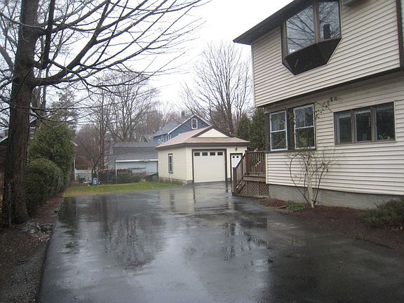 Exterior - Parking & Garage