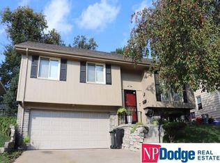 4906 S 78th St, Ralston, NE 68127