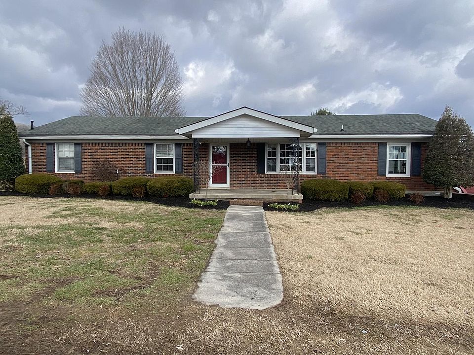 1st image of 132 Rolling Hills Cir