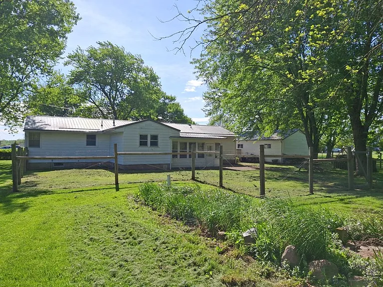 3900 Ransomville Rd — Photo 9